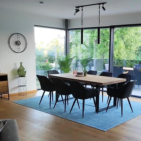 Luxurioeses Penthouse Mit Blick Auf Die Uno-City Und Dem Kaiserwasser. 3Schlafzimmer, 2 Baeder, Privat Lift Ins Apartment Viena Exterior foto