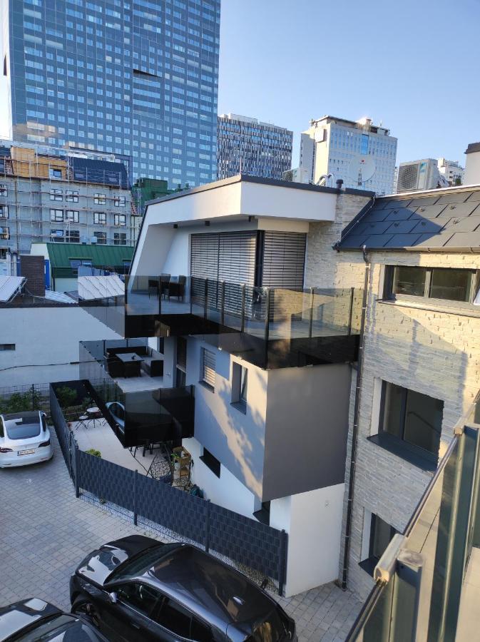 Luxurioeses Penthouse Mit Blick Auf Die Uno-City Und Dem Kaiserwasser. 3Schlafzimmer, 2 Baeder, Privat Lift Ins Apartment Viena Exterior foto